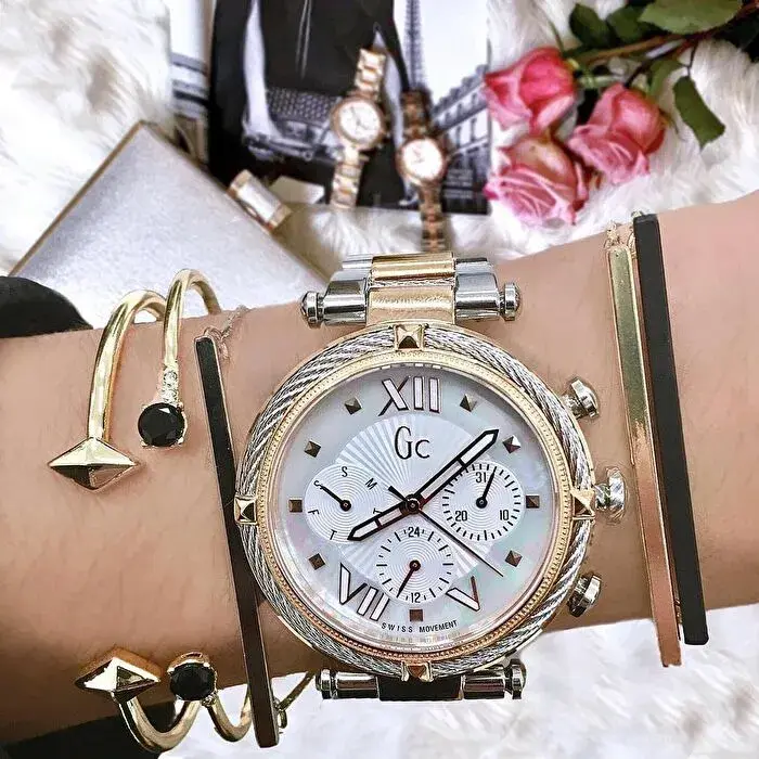 Küçük resim: Gc GCY16002L1MF Kadın Kol Saati