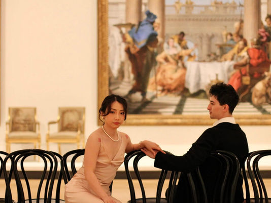 Why an Art Gallery Is the Perfect Location for Your Engagement Shoot