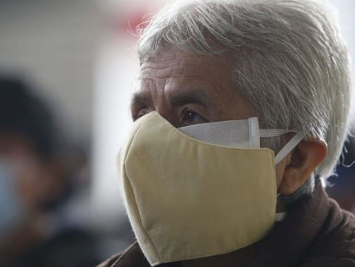 Población en riesgo frente al COVID-19 podrá laborar de forma presencial con autorización médica