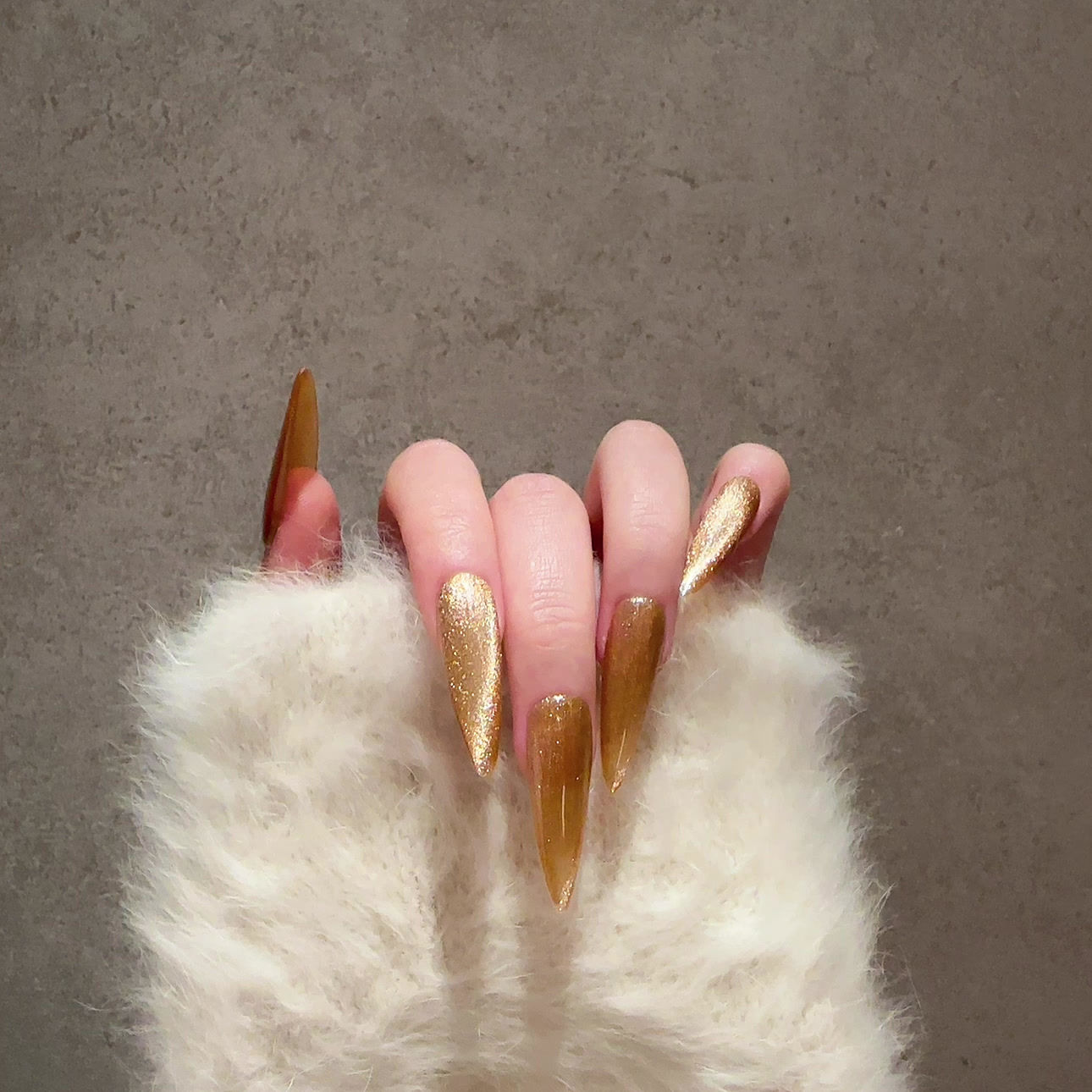 Glitter Gold - Cat eye