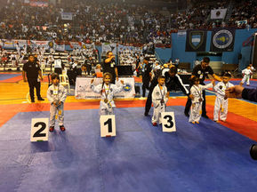 Maythe, gana Primer Lugar en Torneo Sudamericanos de Taekwondo