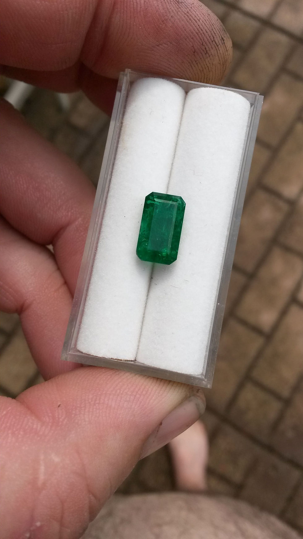 Thumbnail: Emerald 3.06ct
