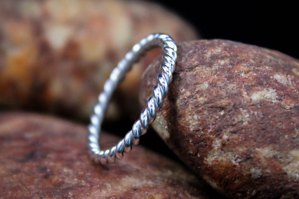 Thumbnail: Twisted Wire Band