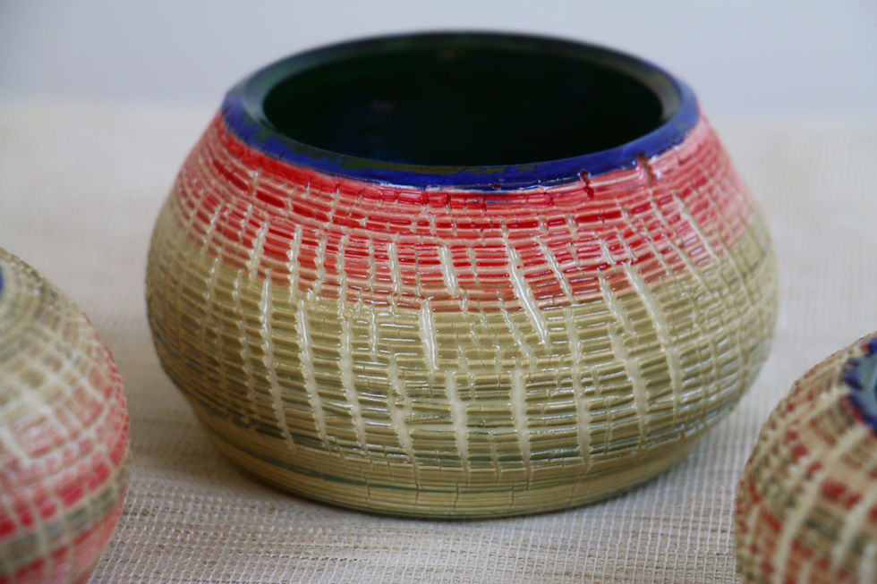 Thumbnail: Holiday Crackle Pots