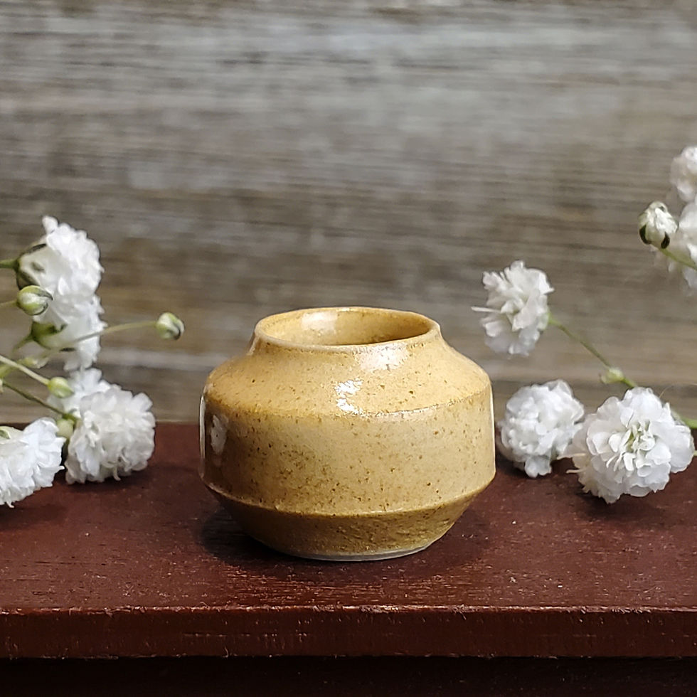 Thumbnail: Gold Miniature Dollhouse Pots