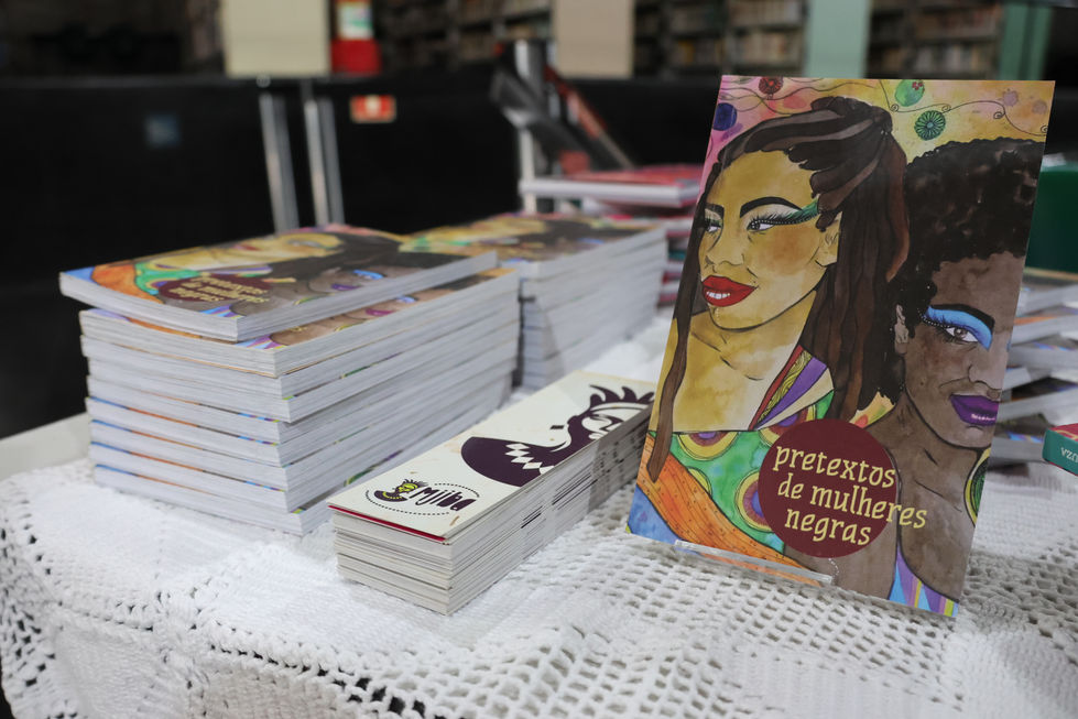 Divulgação das obras de Elizandra Souza