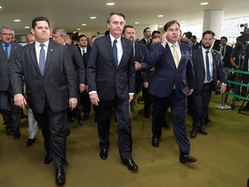 Reforma da Previdência define idade mínima e inclui servidor e parlamentar