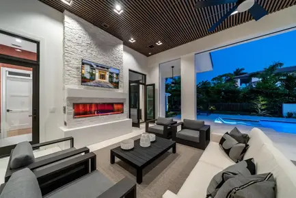 1300-Nautilus-Rd-Naples-FL-large-039-039-1300-Nautilus-37-Outdoor-1500x1000-72dpi.webp