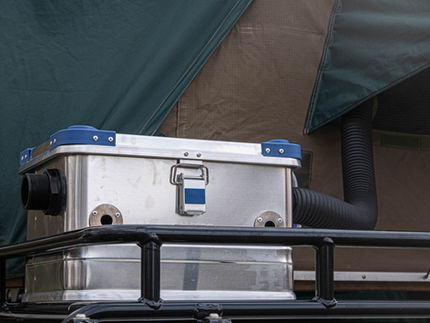 Rooftop tent heating system