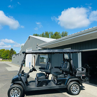 NW Cart King offers the D5 Ranger 4+2 Plus model in Black Sapphire north of Bellingham in Sumas WA