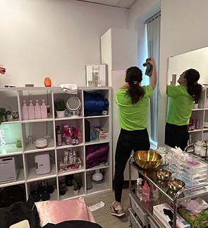 spa cabinets cleaning and dusting