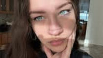 Ella live cam model Woman from United States on Slutbate