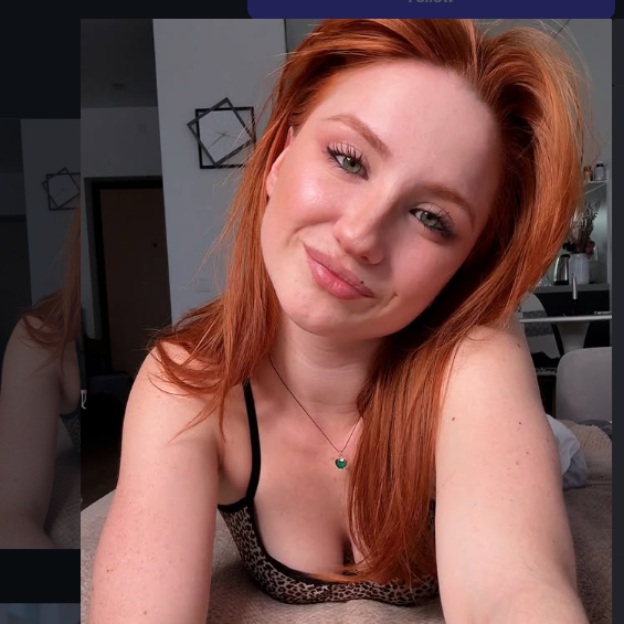 lynnalltop live cam model Woman from United States California on Slutbate