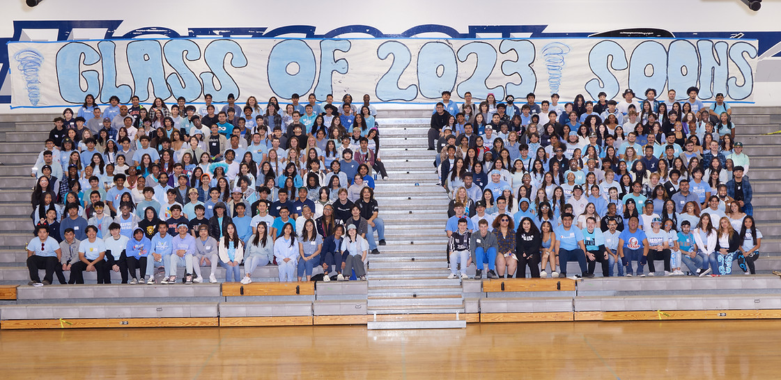 MHS Sr Pano (2).jpg