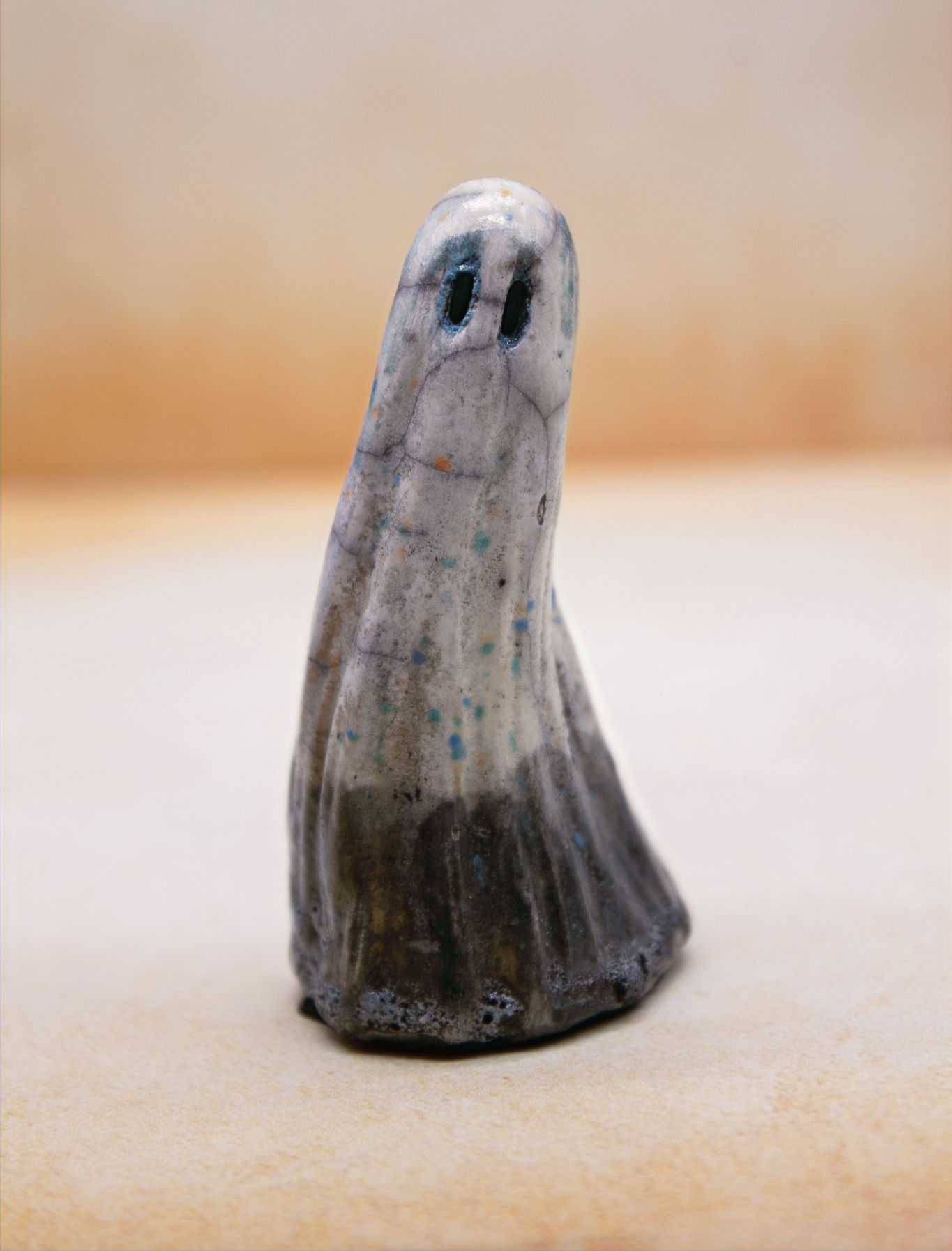 Peeky Boo no.0017