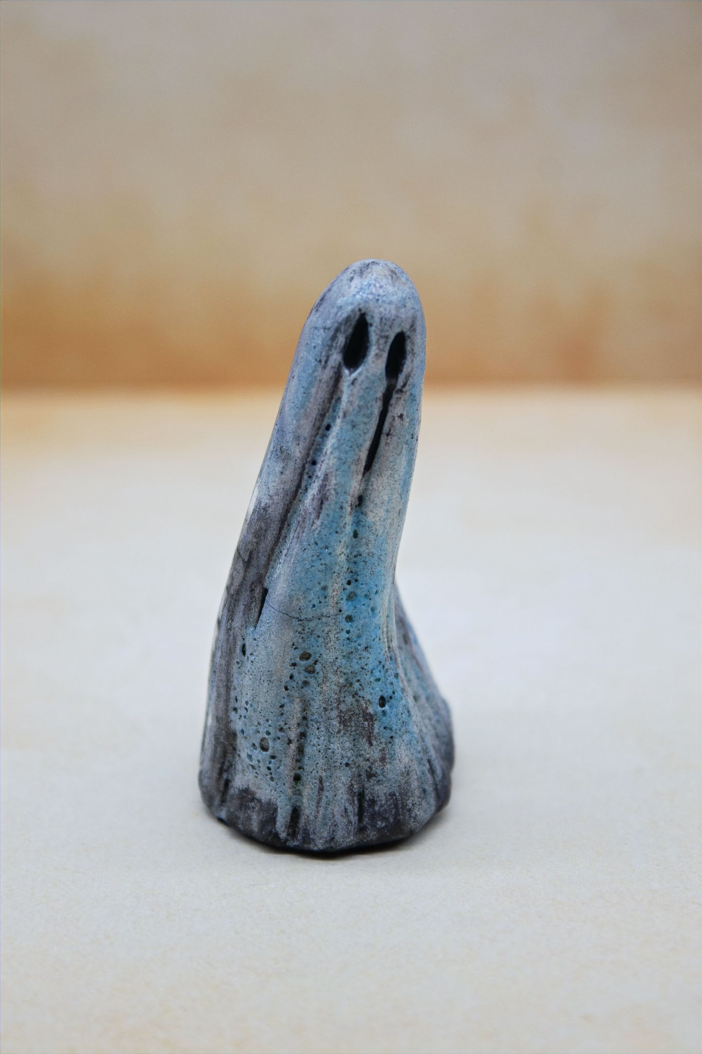 Peeky Boo no.0022
