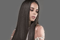 Femme avec cheveux Presse