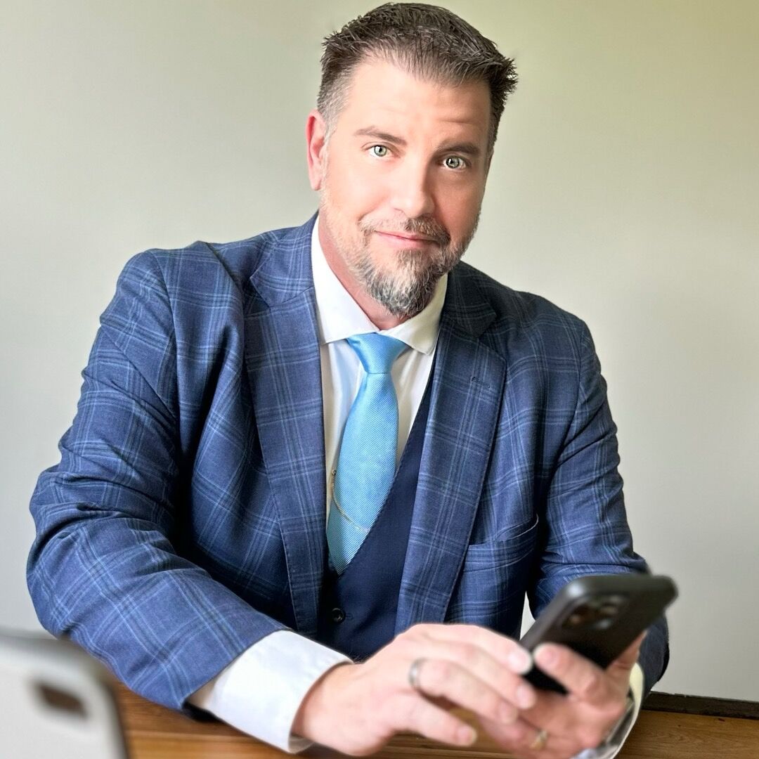 Writer: Evan J Schwartz