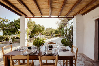 outdoor space - skyros rental-Nomikos House-20.jpg