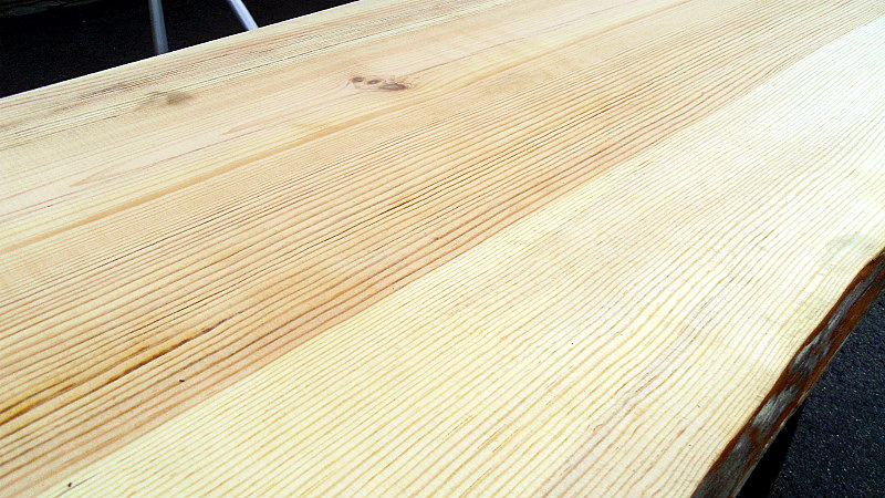 サムネイル： 松/パイン 900x600x40mm 天然木ラップトップテーブル・パソコンデスク天板/DIY木材・1枚板・無垢板/下仕上げ済み