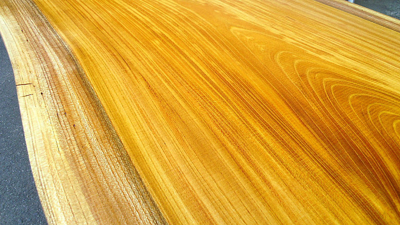 サムネイル： 欅/ケヤキ 850x560x40mm 天然木リビングテーブル・パソコンデスク天板/DIY木材・1枚板・無垢板/下仕上げ済み
