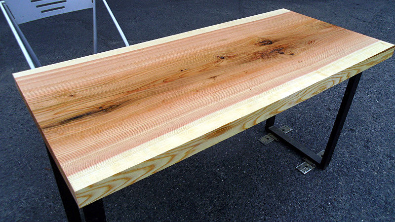 サムネイル： 杉/スギ 1300x590x45mm 天然木リビングテーブル・電動式昇降デスク天板/DIY木材・無垢板・1枚板/下仕上げ済み