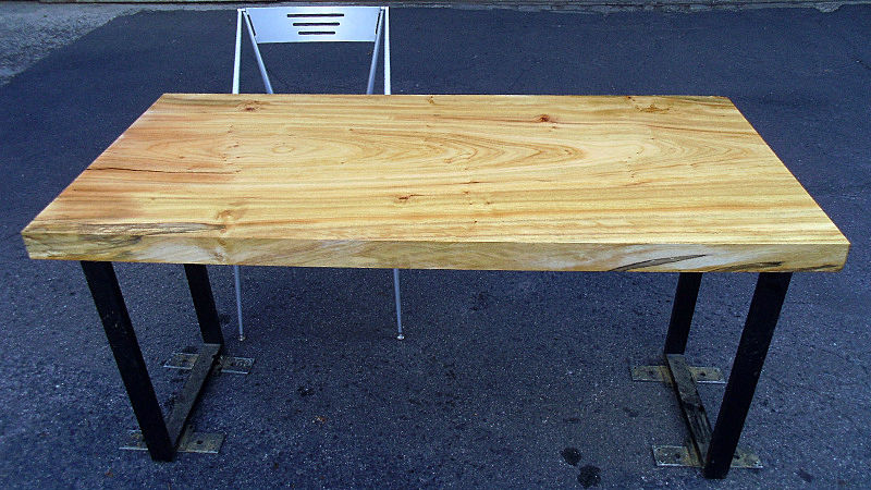 サムネイル： 樟/クス 1400x670x50mm 天然木ダイニングテーブル・オフィスデスク天板/DIY木材・1枚板・無垢板/下仕上げ済み