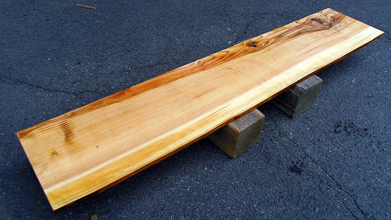 サムネイル： 杉/スギ 1200x250x20mm 天然木ウォールラック・壁掛けシェルフ天板/DIY木材・1枚板・無垢板/下仕上げ済み