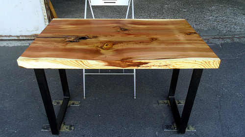 天然杉　接ぎ合わせ　デスク　机　DIY材　木材　天板　ダイニングテーブル 杉/スギ 1050x660x45mm 天然木リビングテーブル・パソコンデスク