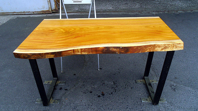 サムネイル： 【幅120×奥行60cm規格】欅 ケヤキ 無垢 天板 一枚板 120×70cm｜DIY用  テーブル・デスク向け 無塗装 下仕上げ済み
