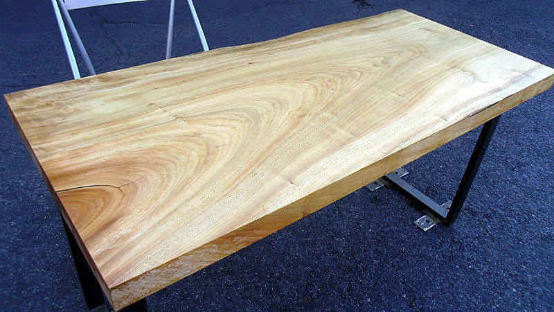 サムネイル： 樟/クス 1400x620x50mm 天然木ダイニングテーブル・オフィスデスク天板/DIY木材・1枚板・無垢板/下仕上げ済み