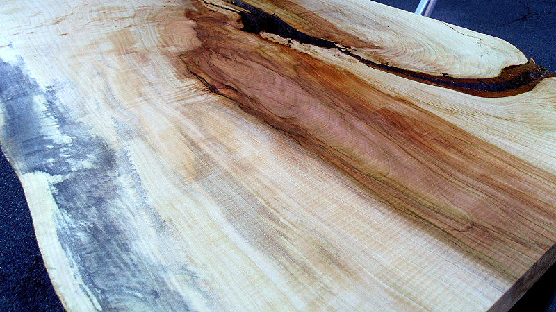 サムネイル： 橡/トチ 1200x600x40mm 天然木パソコンテーブル・ラップデスク天板/DIY木材・1枚板・無垢板/下仕上げ済み
