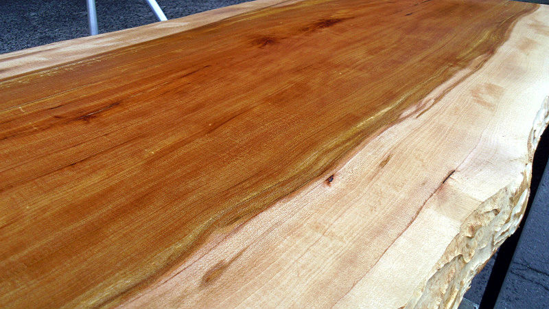 サムネイル： 水目桜/ミズメザクラ 800x510x40mm 天然木ローテーブル・ラップデスク天板/DIY木材・無垢板・1枚板/下仕上げ済み