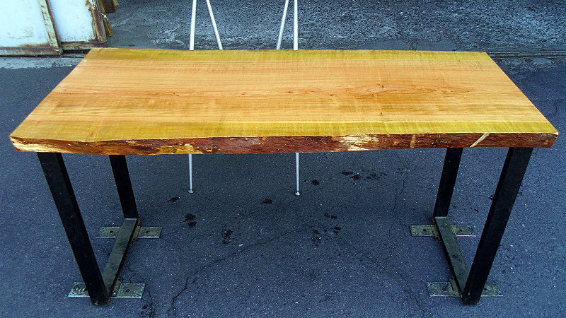 サムネイル： 【幅130×奥行50cm規格】桜 サクラ 無垢 天板 一枚板 130×56cm 4.5cm厚｜DIY用  テーブル・デスク向け 無塗装 下仕上げ済み