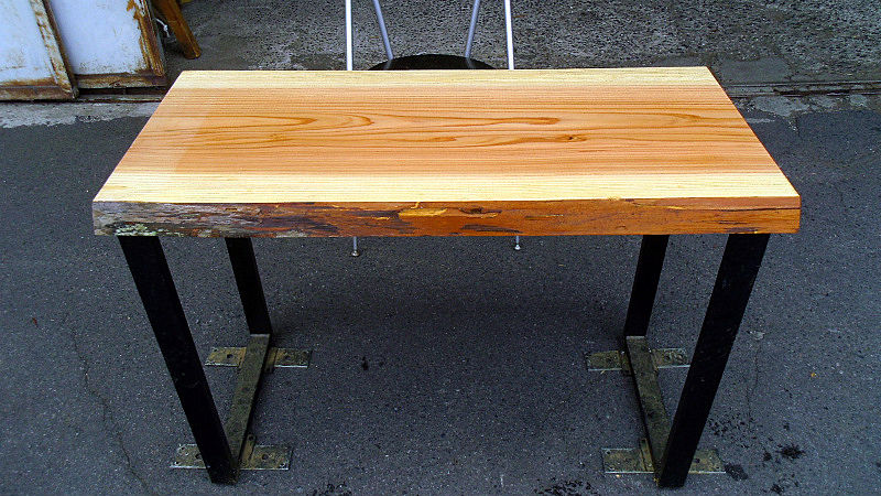 サムネイル： 【幅100×奥行45cm規格】杉 スギ 無垢 天板 一枚板 100×49cm 4cm厚｜DIY用 デスク テーブル 向け 無塗装 下仕上げ済み