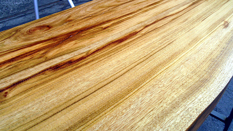 サムネイル： 【幅65×奥行30cm規格】樟 クス 無垢 天板 一枚板 65×33cm 4cm厚｜DIY用  テーブル・デスク向け 無塗装 下仕上げ済み