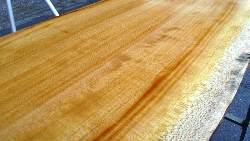 サムネイル： 欅/ケヤキ 650x330x20mm 天然木ラップトップテーブル・コーナーデスク天板/DIY木材・1枚板・無垢板/下仕上げ済み