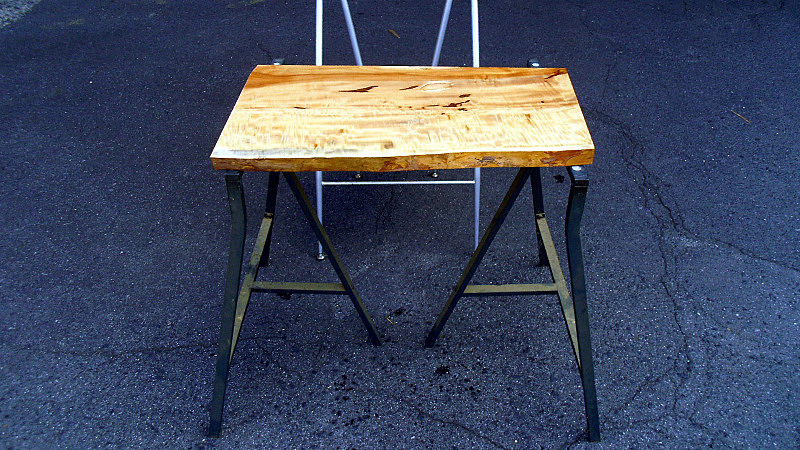 サムネイル： 橡/トチ 650x350x30mm 天然木ラップトップテーブル・コーナーラック天板/DIY木材・1枚板・無垢板/下仕上げ済み