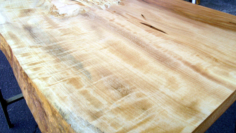 サムネイル： 橡/トチ 700x350x30mm 天然木ローテーブル・コーナーデスク天板/DIY木材・1枚板・無垢板/下仕上げ済み