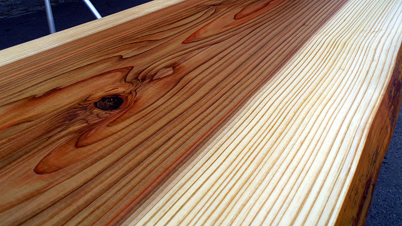 サムネイル： 杉/スギ 1100x610x45mm 天然木リビングテーブル・電動式昇降デスク天板/DIY木材・無垢板・1枚板/下仕上げ済み