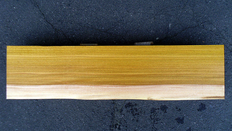 サムネイル： 欅/ケヤキ 1200x300x25mm 天然木リビングボード・TVカウンター天板/DIY木材・無垢板・1枚板/下仕上げ済み