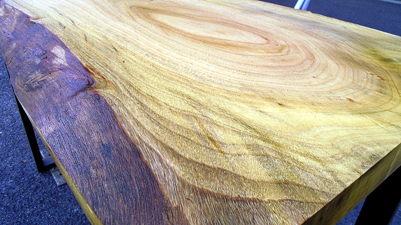 サムネイル： 樟/クス 1100x570x40mm 天然木リビングテーブル・パソコンデスク天板/DIY木材・1枚板・無垢板/下仕上げ済み