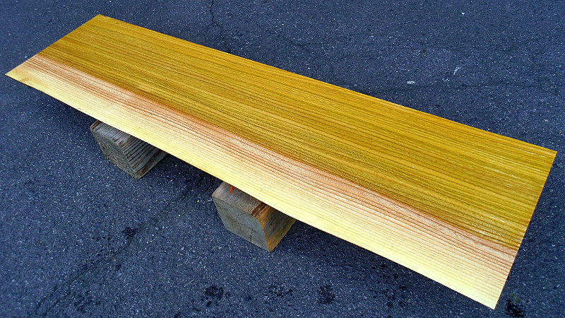 サムネイル： 欅/ケヤキ 1100x290x25mm 天然木ウォールラック・壁掛けシェルフ天板/DIY木材・1枚板・無垢板/下仕上げ済み