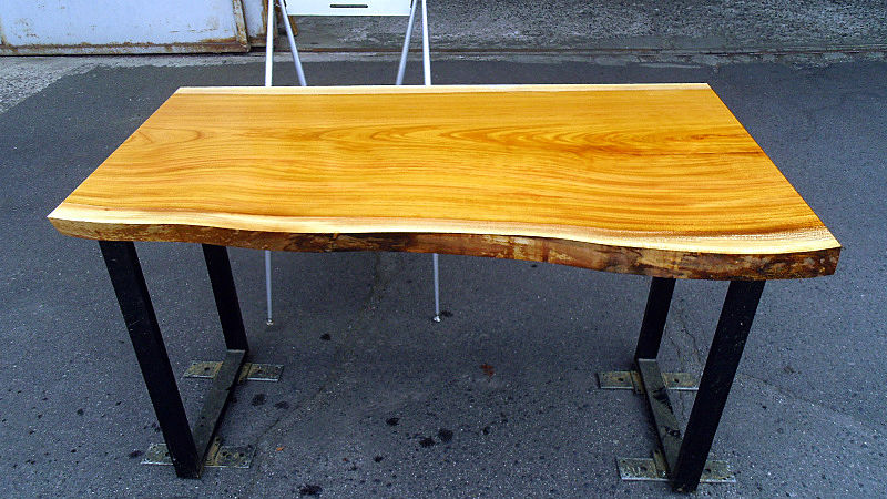 サムネイル： 【幅120×奥行60cm規格】欅 ケヤキ 無垢 天板 一枚板 120×70cm｜DIY用  テーブル・デスク向け 無塗装 下仕上げ済み
