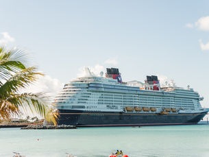 Disney cruise ship