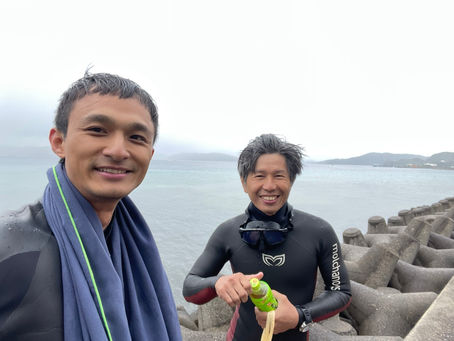 Day 19(4/14):5分雲,3分雨,2分晴。平均氣溫16度。中級湧浪。地點:奄美大島瀨戶內海港--沖繩縣外海。