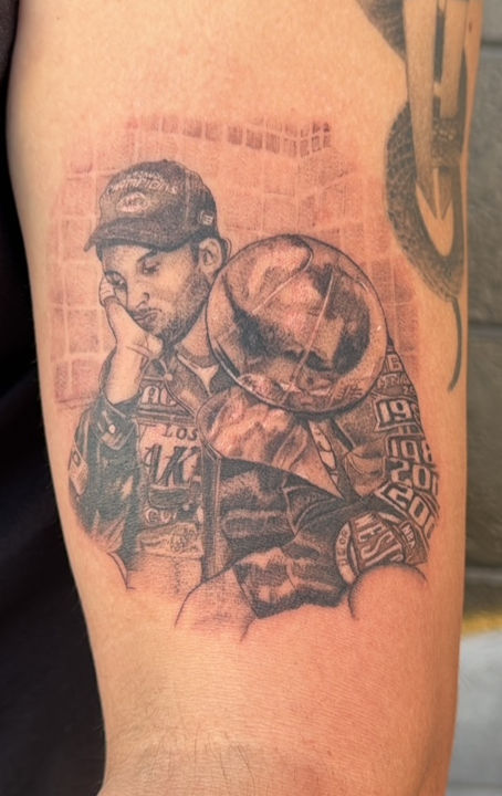Kobe Bryant portrait tattoo done in downtown Fresno by Alex Meza Tattoos
