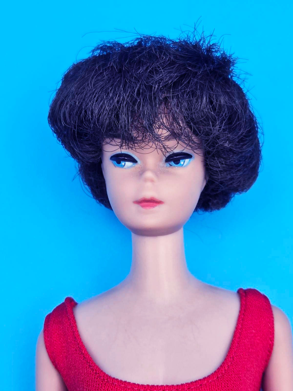 VINTAGE BARBIE DOLL BUBBLE CUT BRUNETTE WITH BOX & STAND PURE PERFECTION!