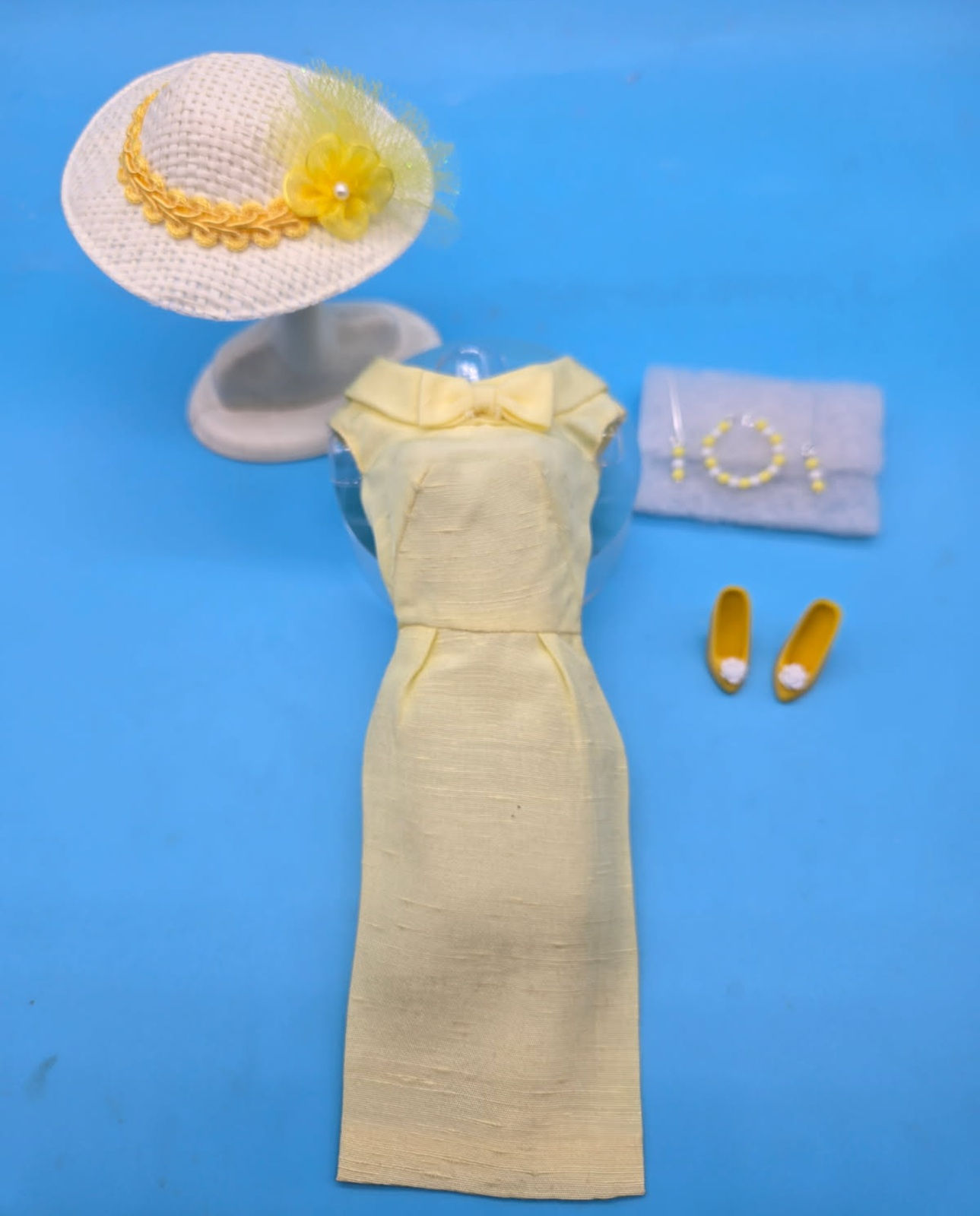 VINTAGE BARBIE YELLOW SILK SHEATH ABSOLUTELY MINTY PERFECT NO FADING!!