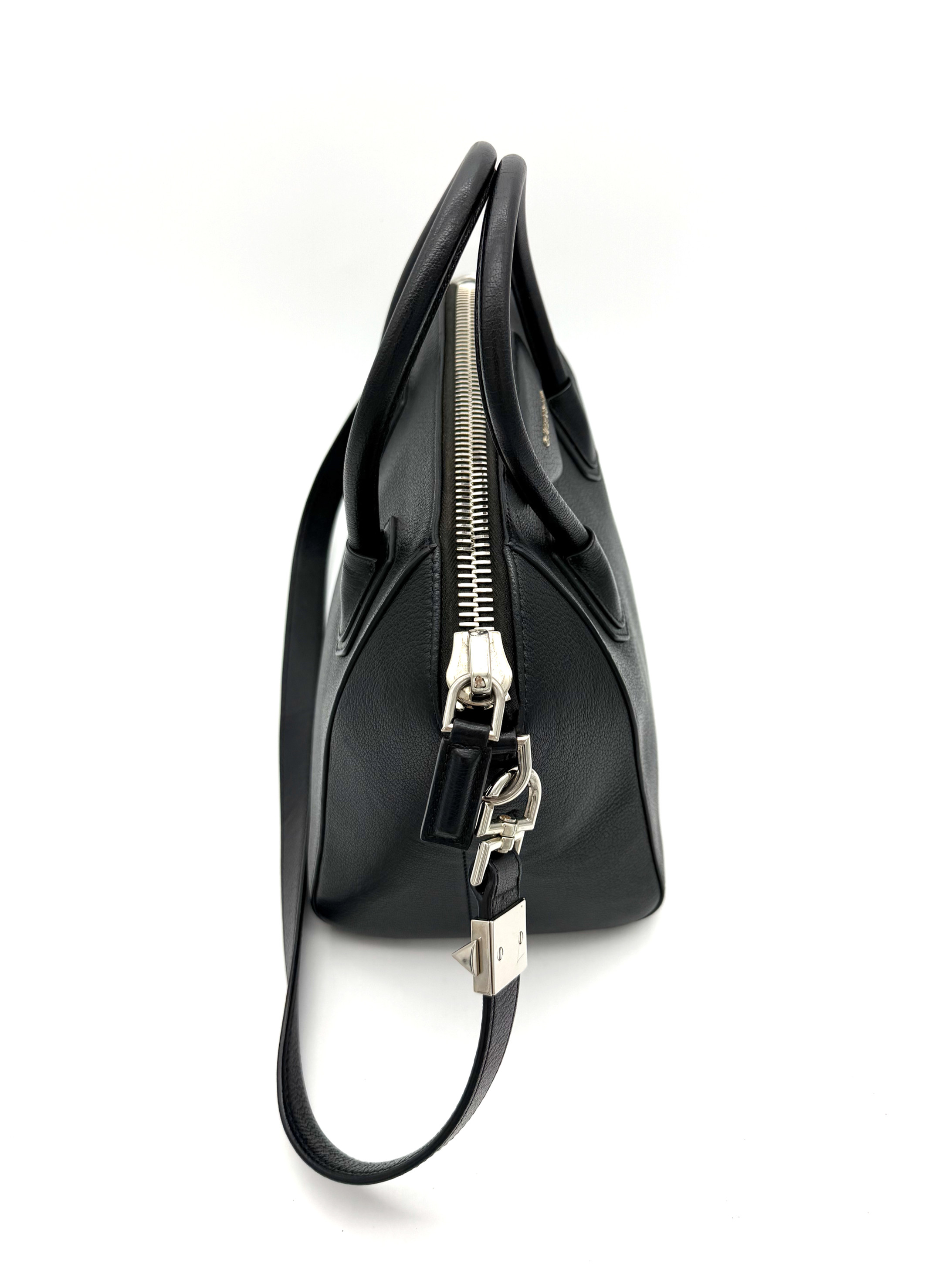 Givenchy Medium Antigona Black image 4